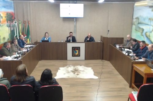 Câmara aprova isenção de impostos e concessão de repasse financeiro