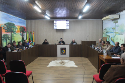 Câmara debate problemas na BR-386, situação da Corsan e aprova projetos importantes